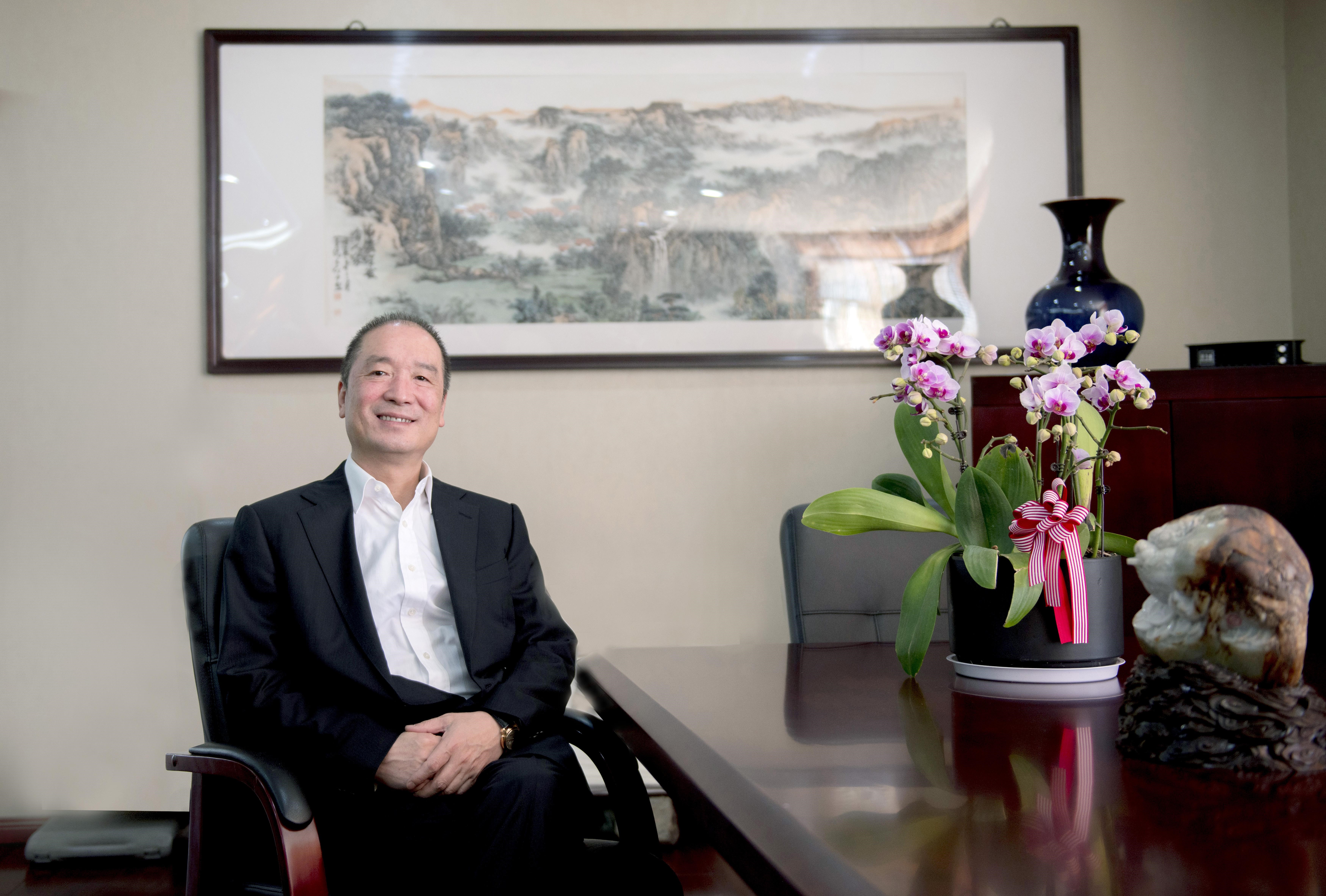 南翔之光如是說(shuō)我司董事長(zhǎng)包秀銀獲得南翔之光“先進(jìn)人物”稱(chēng)號(hào)(圖1)